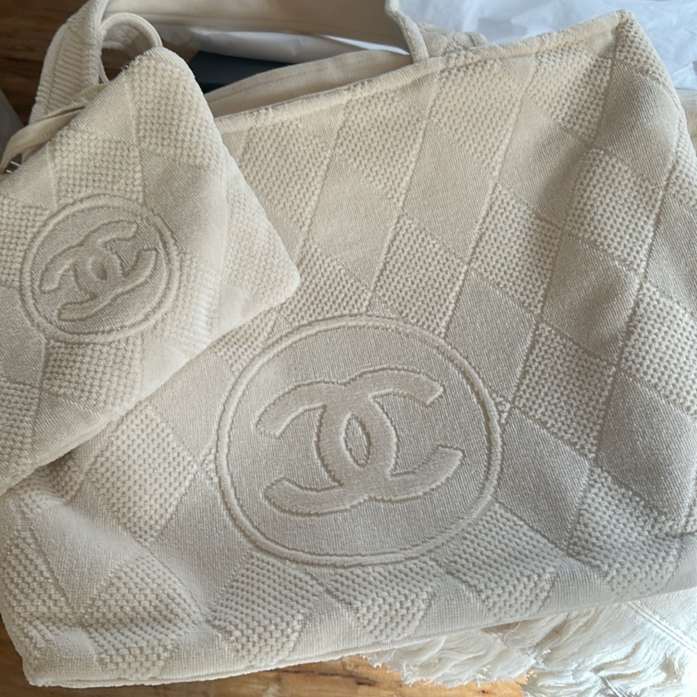 2023 Chanel Beach Tote Set